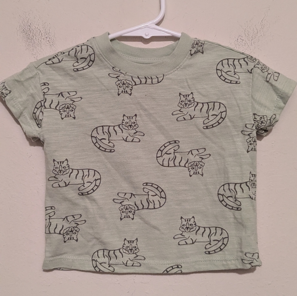 Baby Cat & Jack green tiger short sleeve shirt size 6 to 9 months